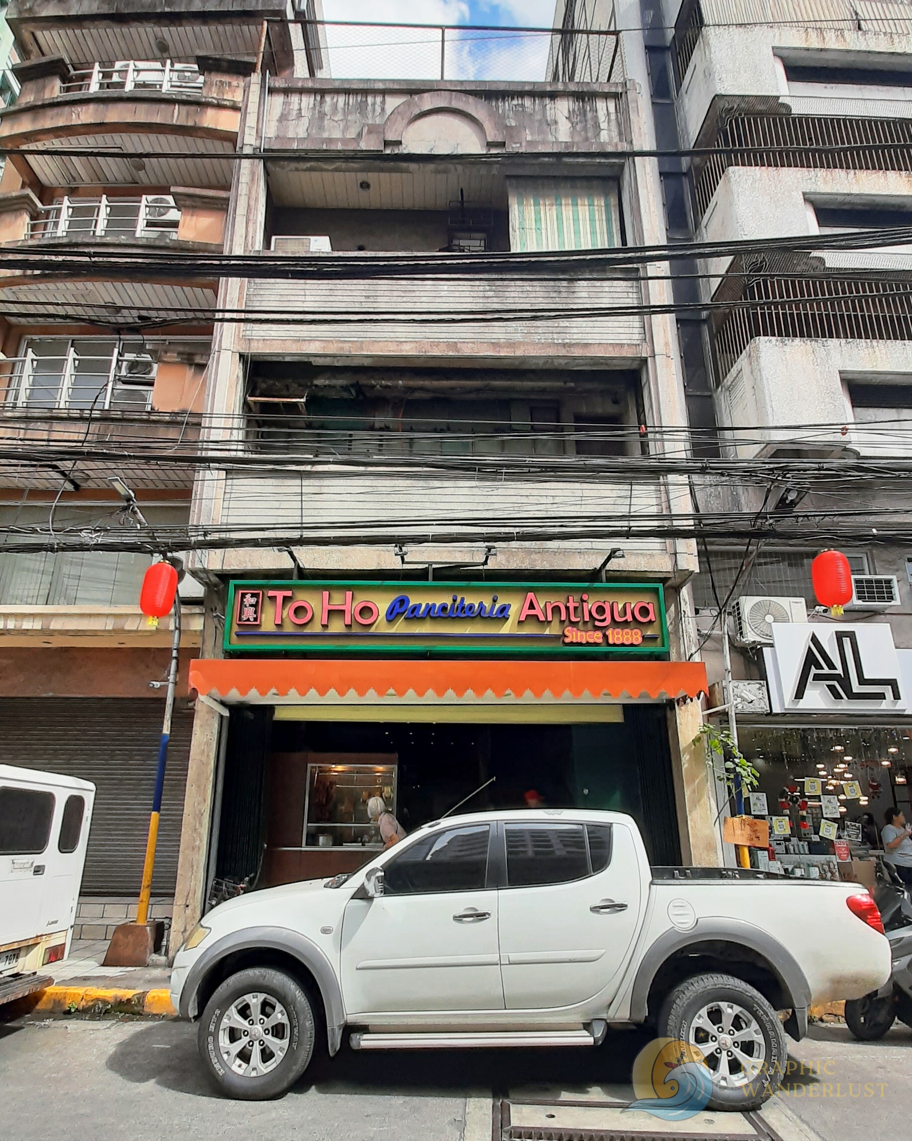 Store front of a shop in Binondo Chinatown